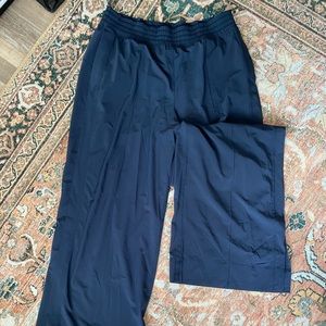 Lululemon Wanderer Wide Leg Pant